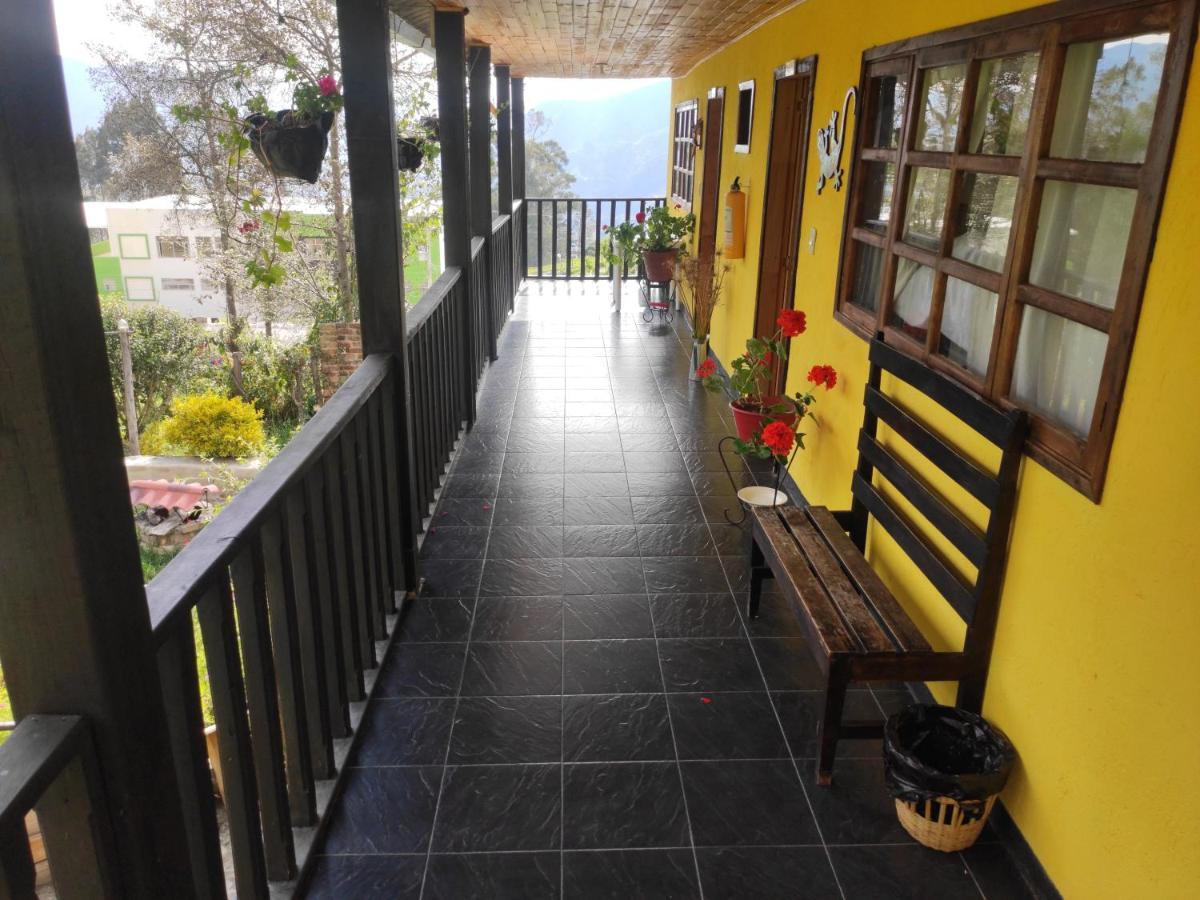 Hotel Brisas Del Nevado Guican Exterior photo