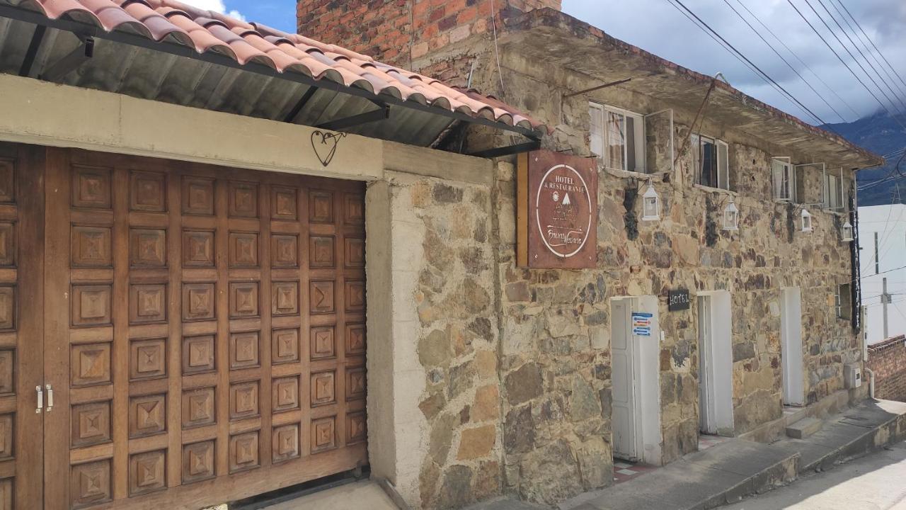 Hotel Brisas Del Nevado Guican Exterior photo
