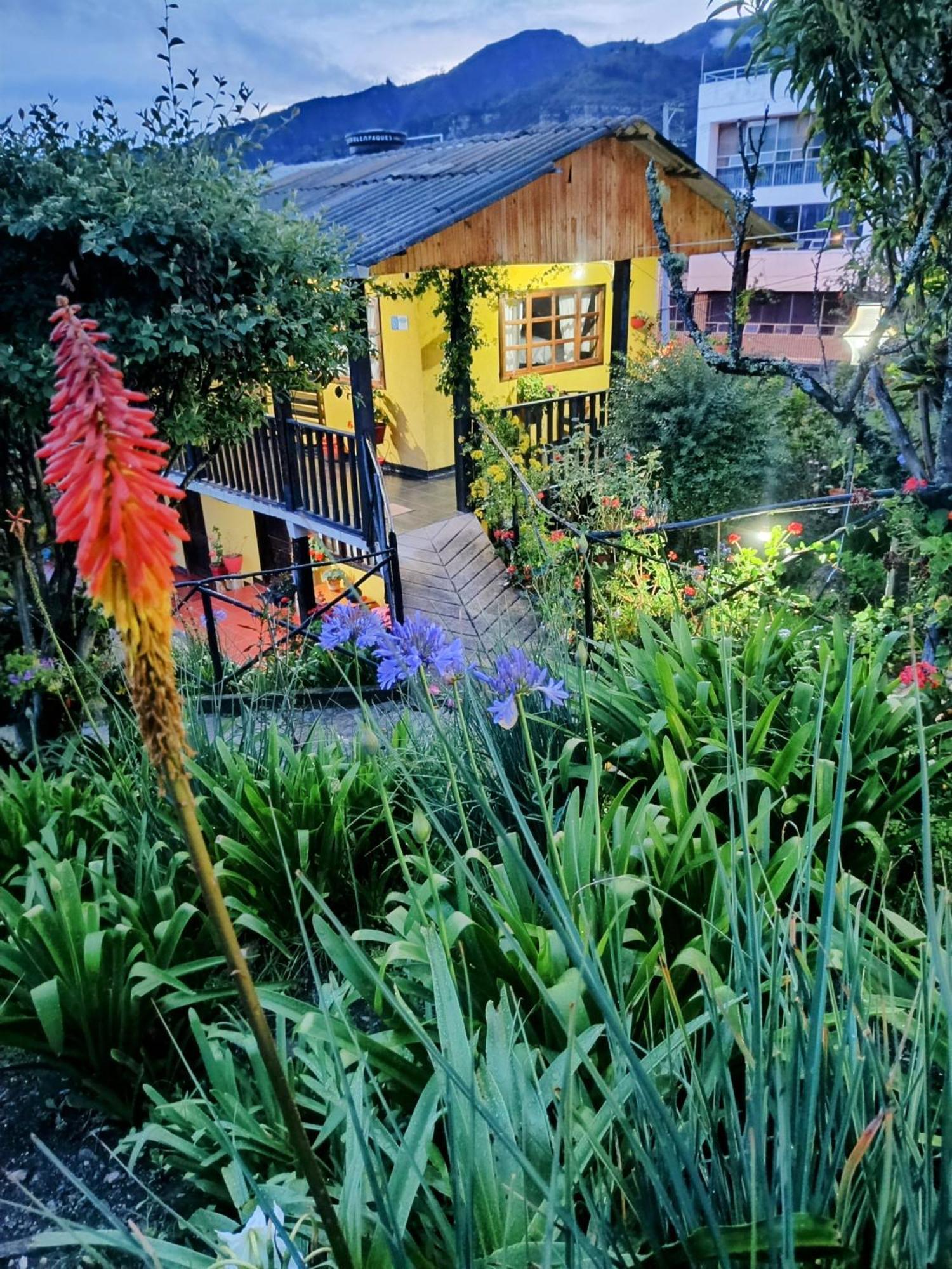 Hotel Brisas Del Nevado Guican Exterior photo