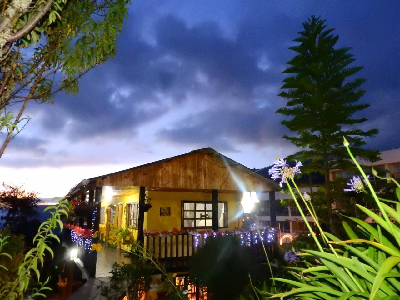 Hotel Brisas Del Nevado Guican Exterior photo